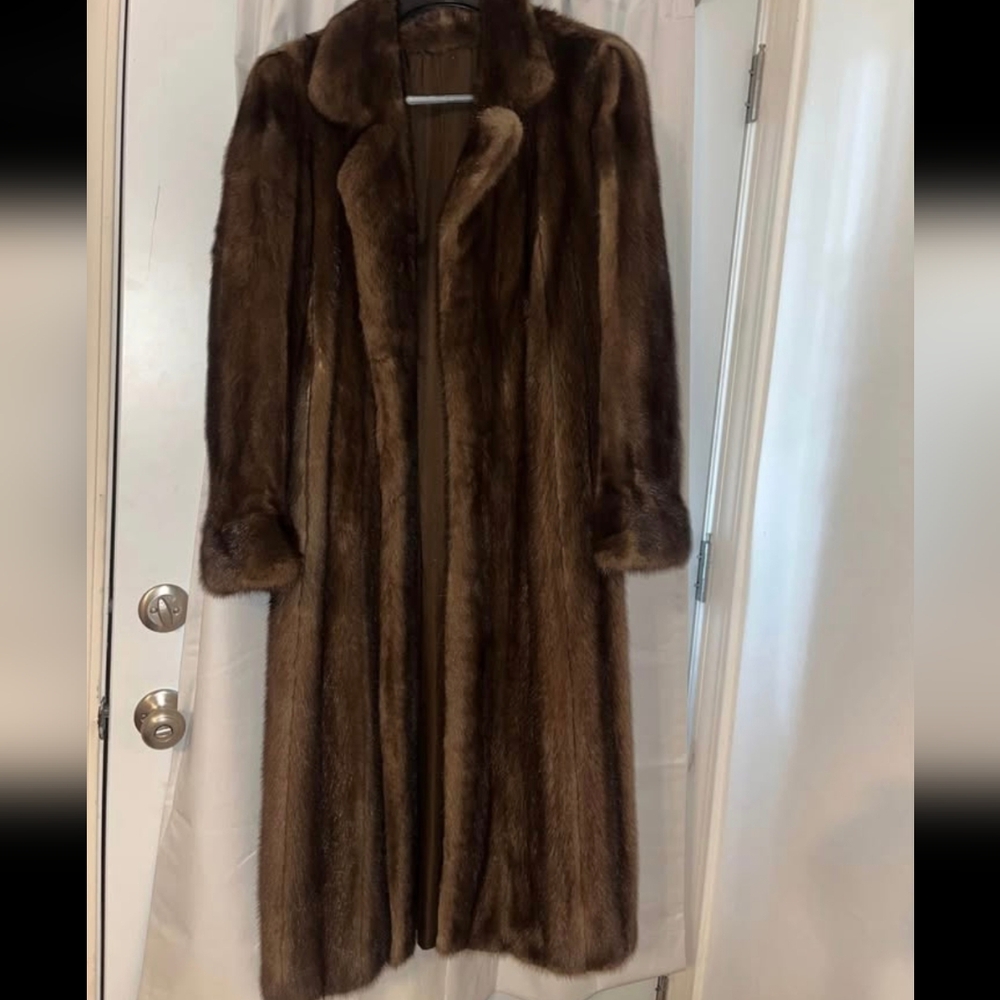 Vintage Mahogany Brown Mink Fur Coat